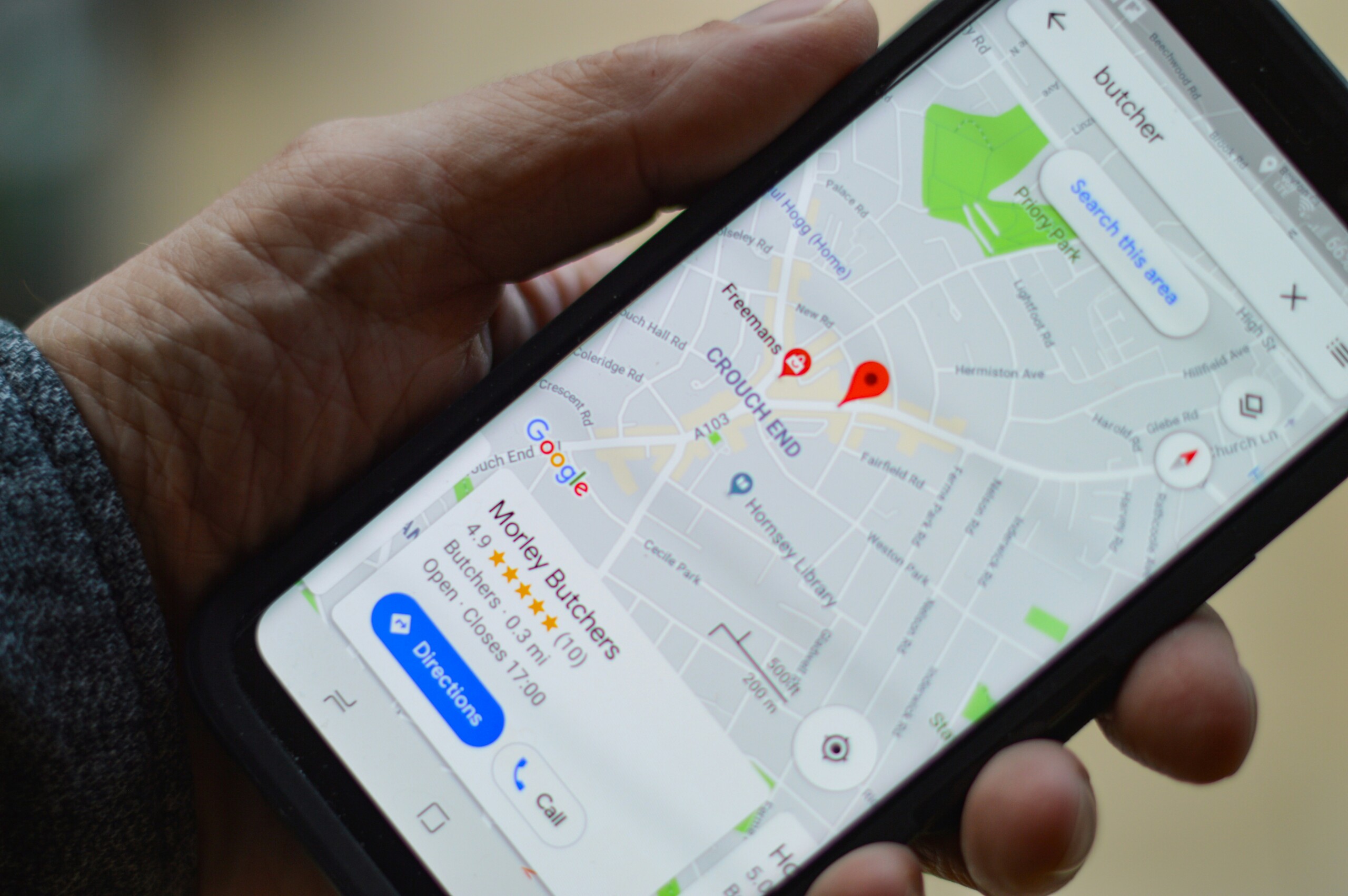 Professional local SEO services consultation with Brinqq showing local search rankings